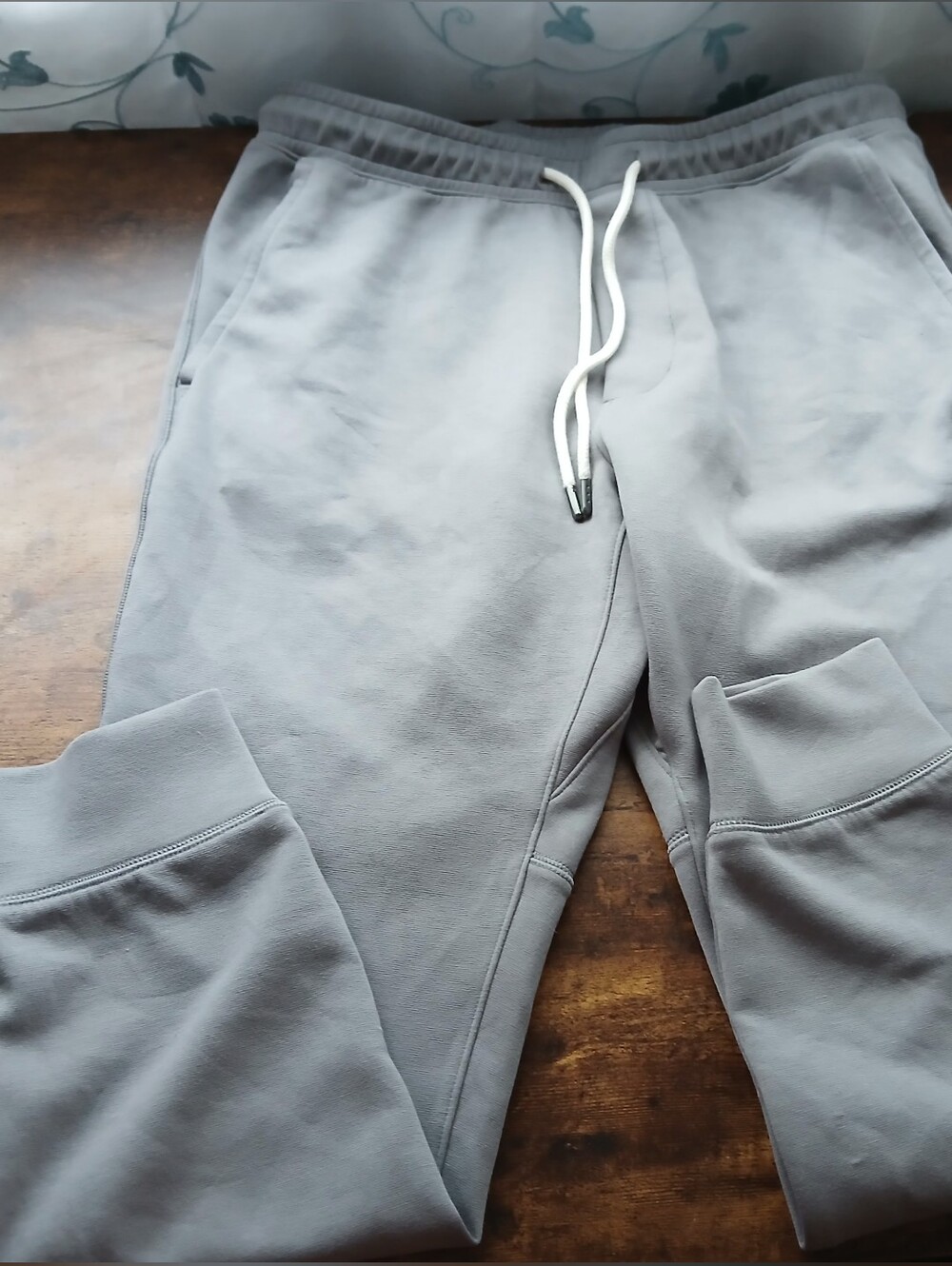 American Eagle Outfitters Light Gray Drawstring Joggers